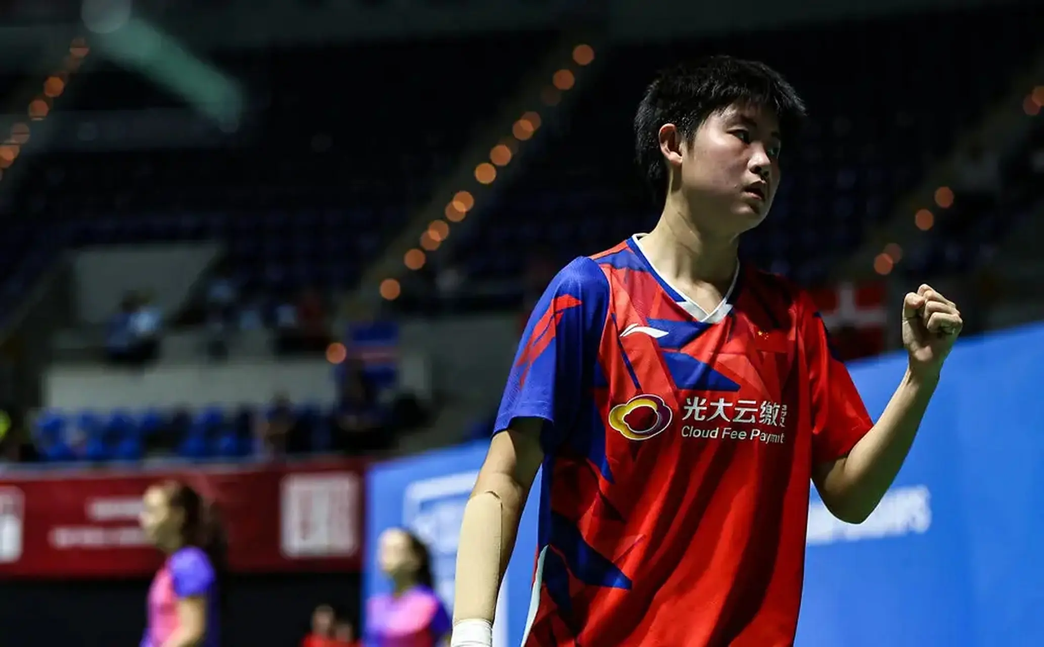 选手在首日, 登场, 郑欣妍的晋